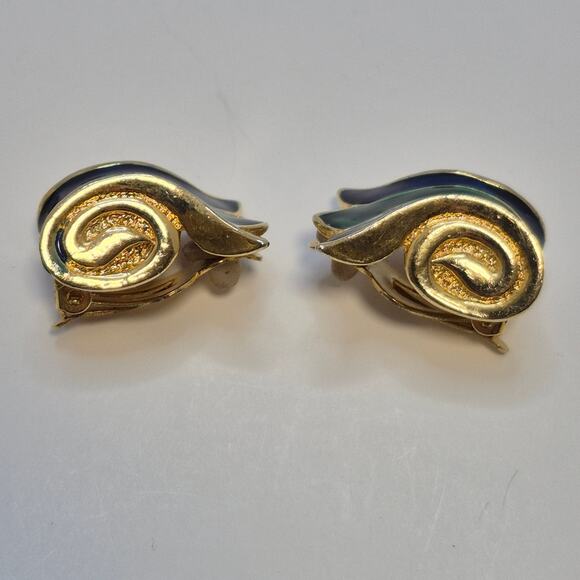 Vintage Emerald Green Royal Blue and Gold-tone Tulip Cloisonne Clip-on Earrings - Picture 5 of 11